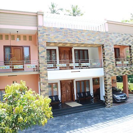 Periyar Villa Home Stay - Thekkady Exteriér fotografie